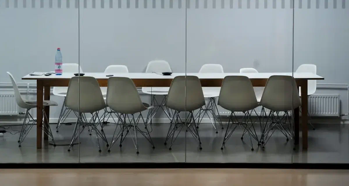 6 board-level agenda items and how AI can help